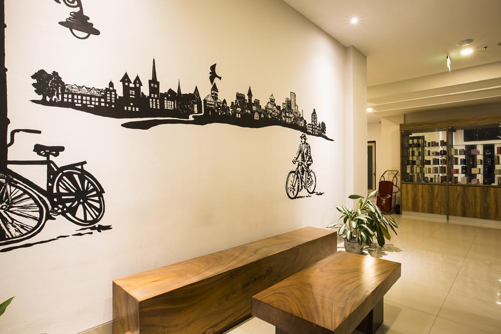 Sparks Odeon Sukabumi, Artotel Curated Экстерьер фото